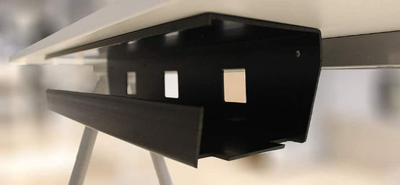 Custom Carbon Steel Powder Coating Metal Bracket Under Desk Kabel Manajemen Tray Wire Tray Untuk Kantor