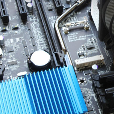 Tembaga Aluminium Metal Heat Sink Untuk Penyebaran Panas