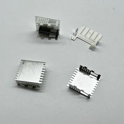 Baja stainless steel Aluminium Tembaga Besi Stamping Produksi Bending Tipe untuk Perlindungan Dissipasi Panas Dan Tutup Pelindung