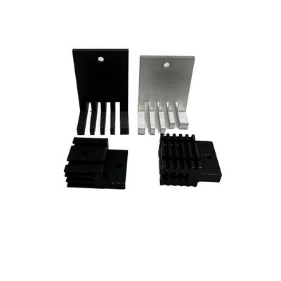 Aluminium tahan lama yang diekstrusi LED Heatsink Efisien Penyebaran Panas Efisien Penyebaran Panas Lembar Metal Produksi